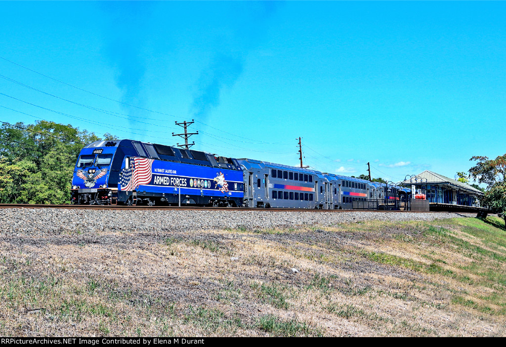 NJT 4502 on train 5521